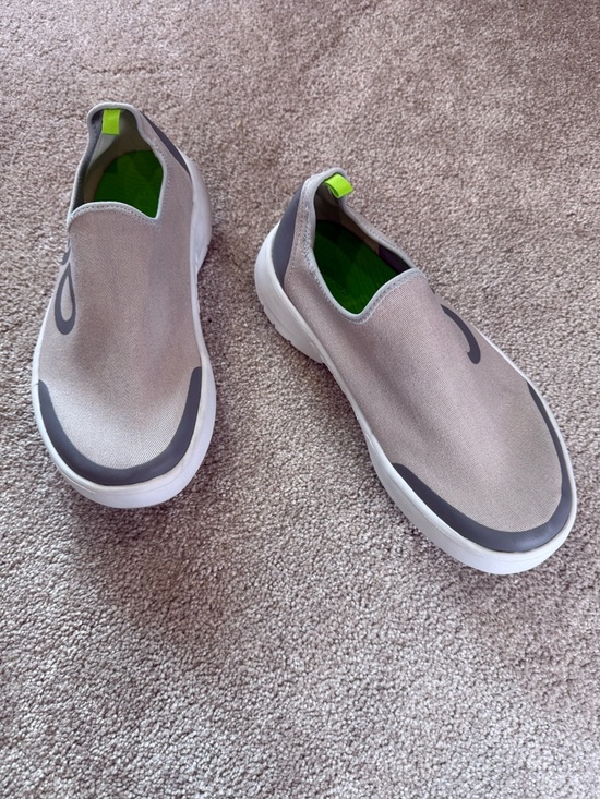 OOFOS Other - OOFOS Slip On Shoes Mens 9 EU 42 Gray Comfort Recovery Sneakers Lightweight